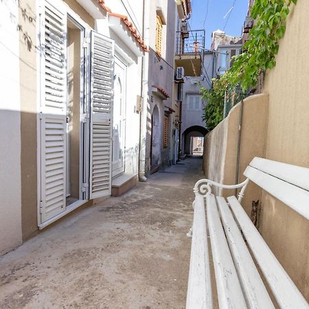 Ulica Dvori Narca 12 Apartment 4+2 Per. Baška Exteriér fotografie
