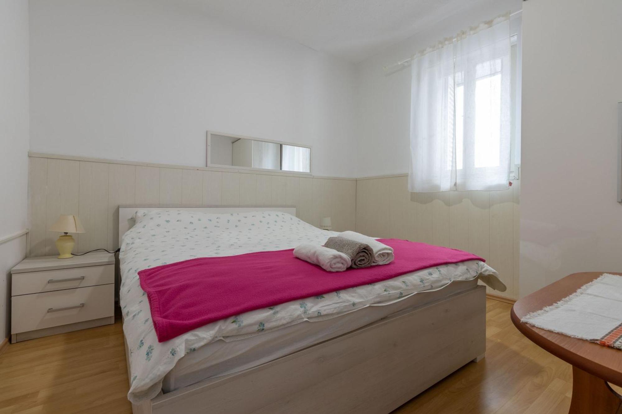 Ulica Dvori Narca 12 Apartment 4+2 Per. Baška Exteriér fotografie